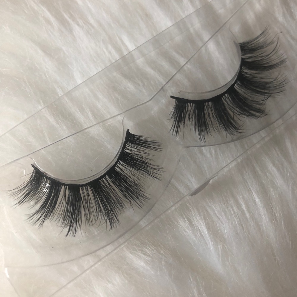 False Lashes - Picture 2 of 2